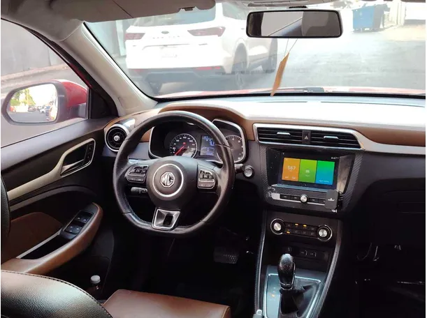 Car image 21