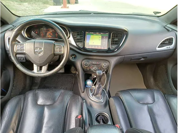 Car image 15