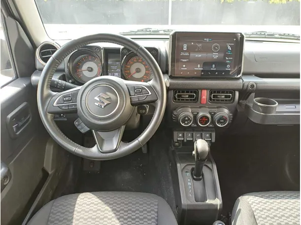 Car image 15