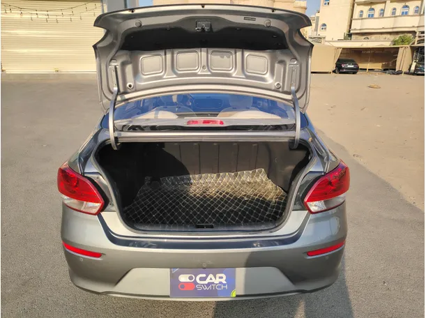 Car image 23
