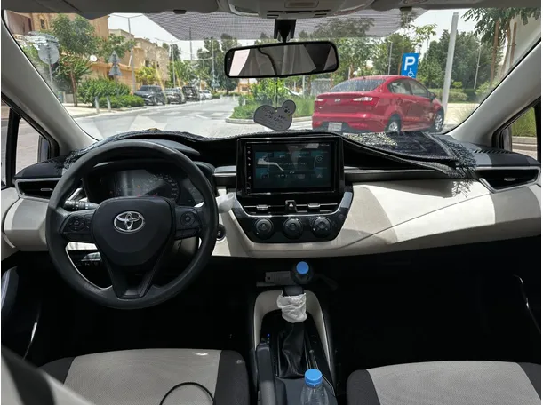 Car image 17