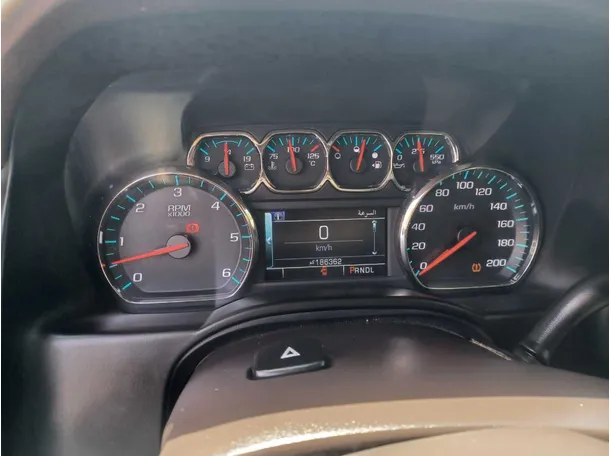 Car image 19