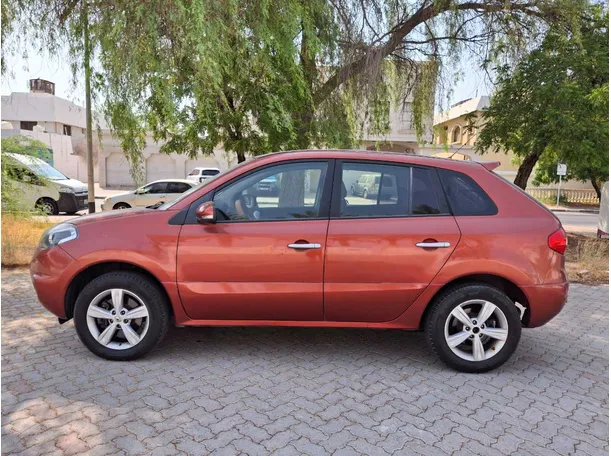 Car image 8