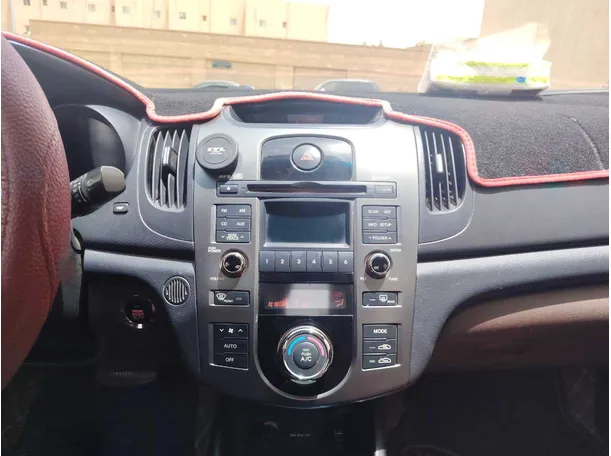 Car image 20