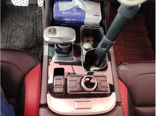 Car image 28