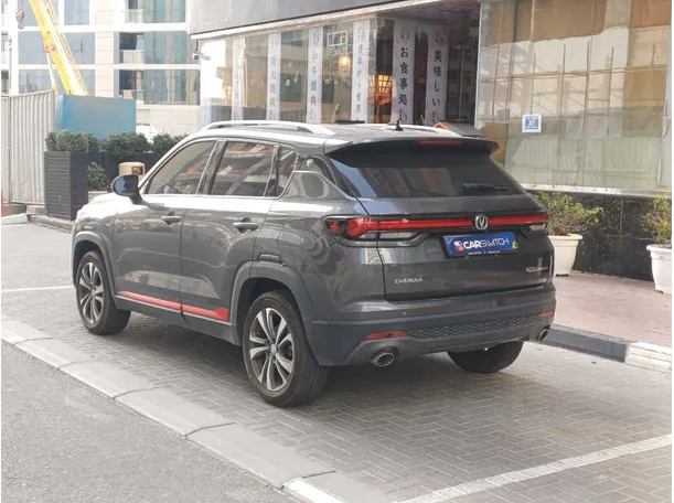 Car image 7