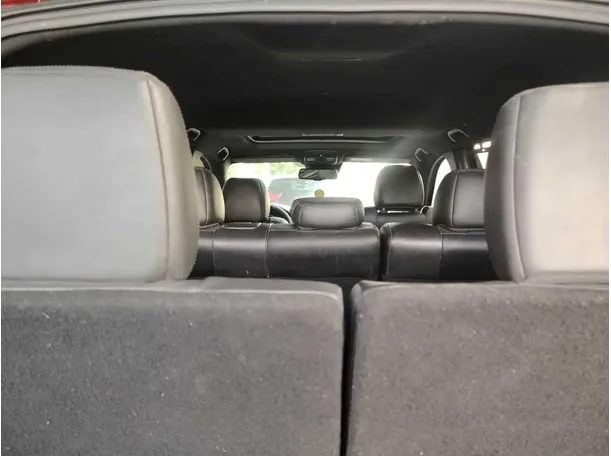 Car image 31