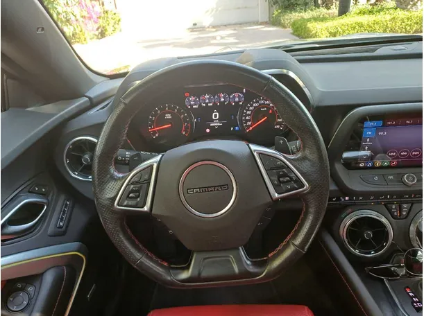 Car image 17