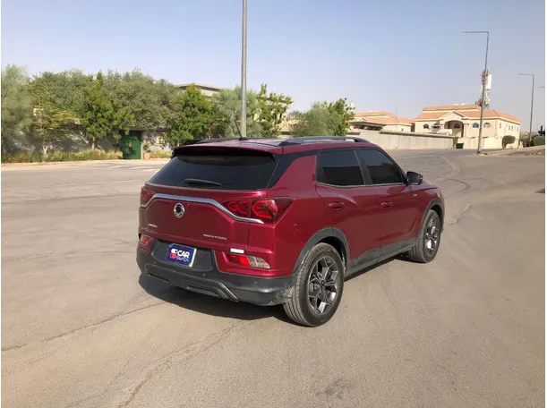 Car image 5