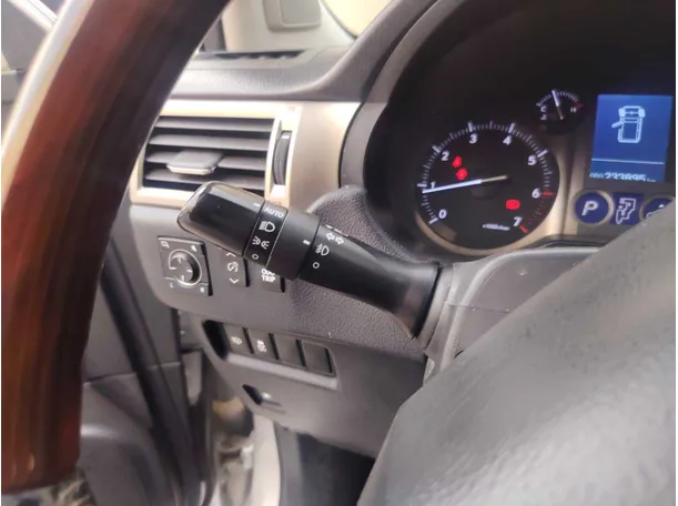 Car image 37