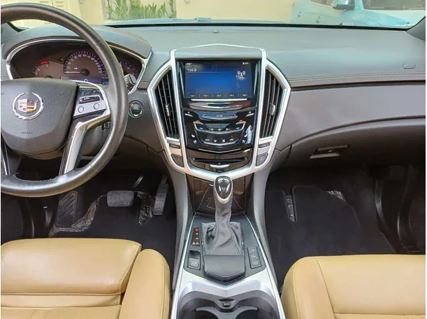 Car image 18