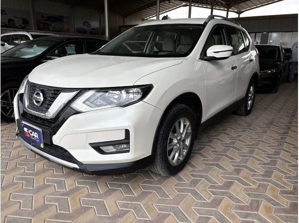 2022 نيسان اكس تريل في الرياض