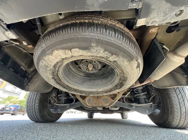 Car image 31