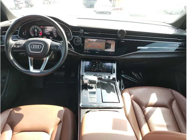 Car image 23