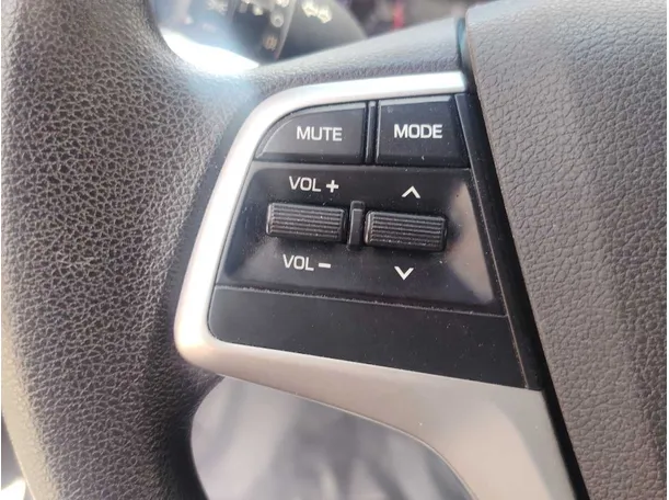 Car image 33