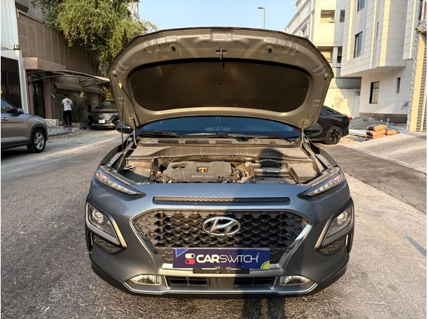Car image 26