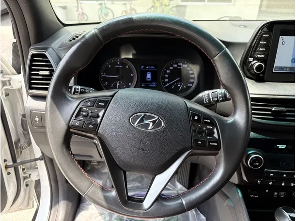 Car image 22