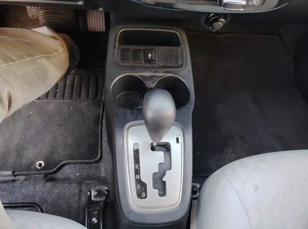 Car image 25