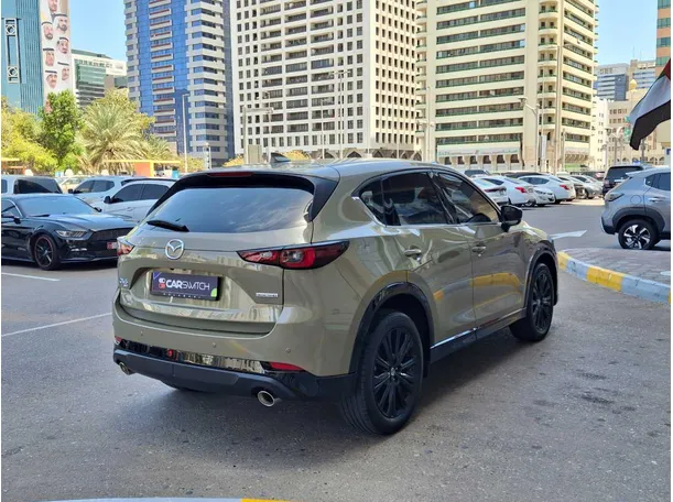 Car image 5
