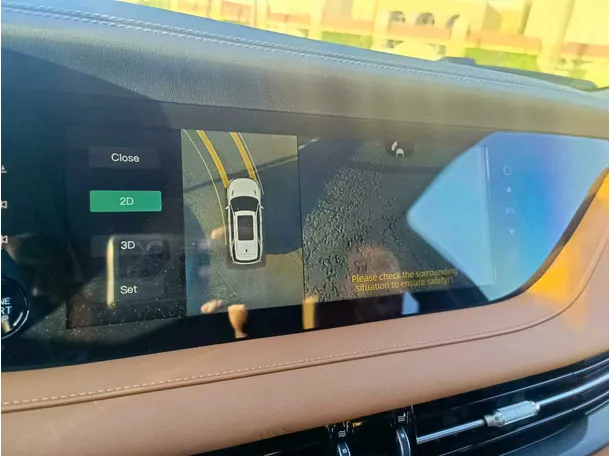 Car image 27