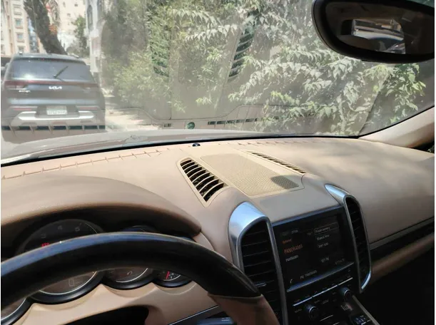 Car image 36
