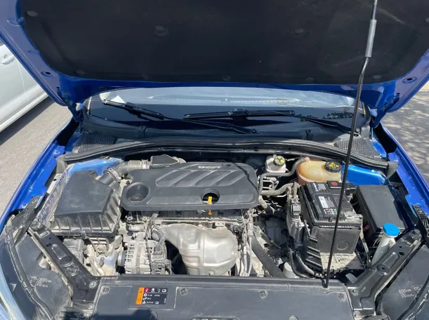 Car image 24