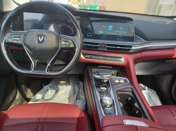 Car image 16