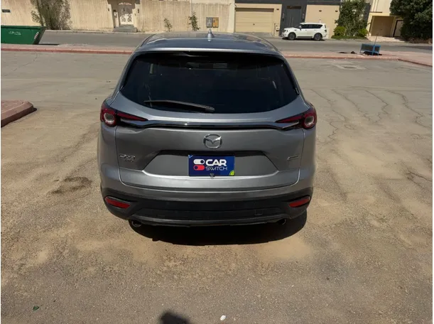 Car image 6