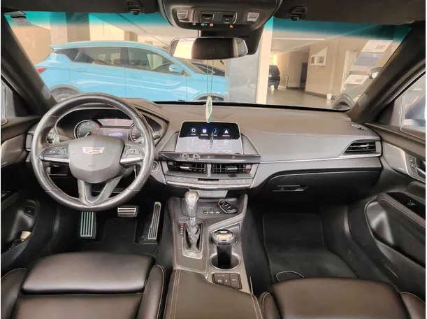 Car image 20