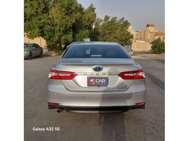Car image 6