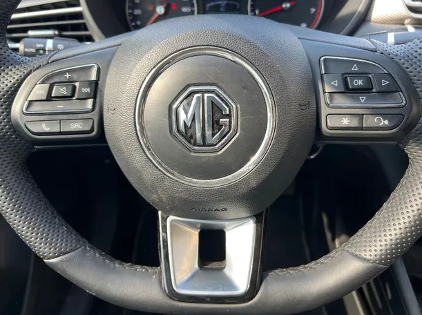 Car image 20