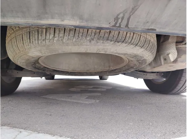 Car image 29