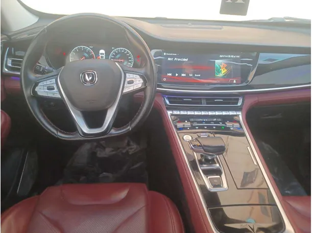 Car image 16