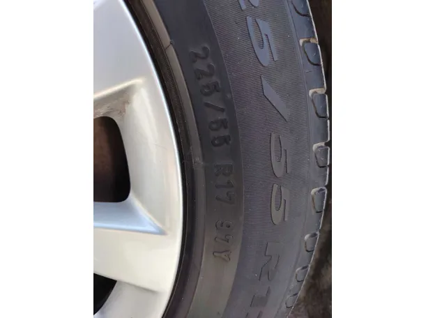 Car image 31