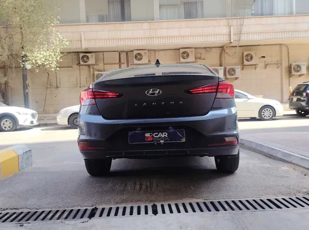 Car image 6
