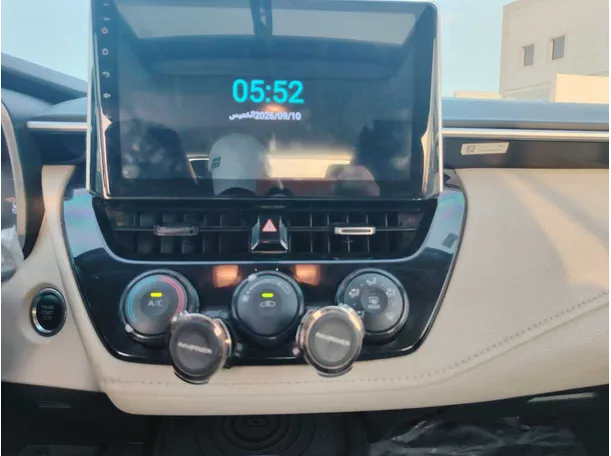 Car image 20