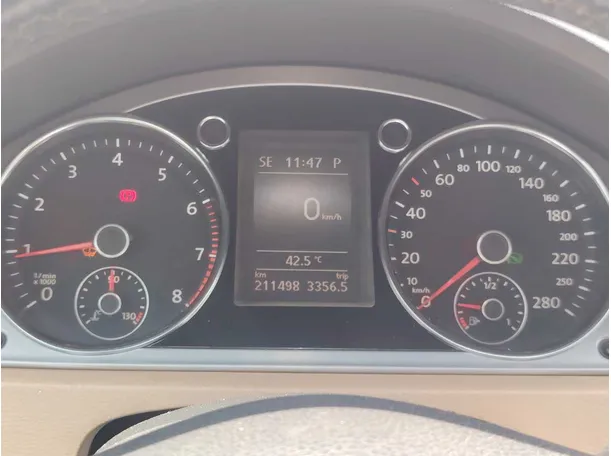 Car image 23