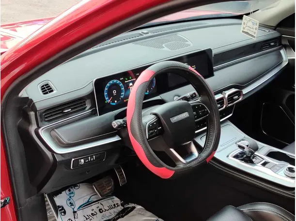 Car image 13