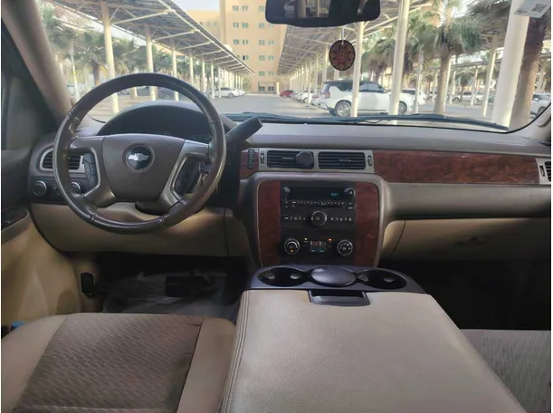 Car image 21