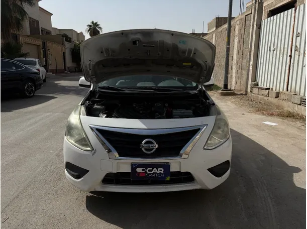 Car image 25