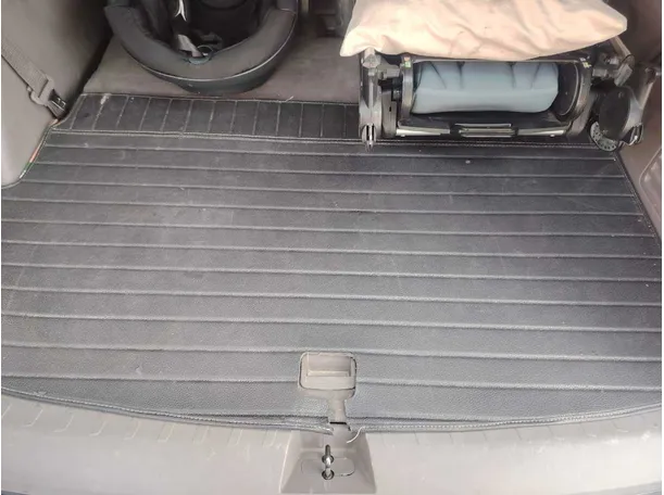 Car image 34