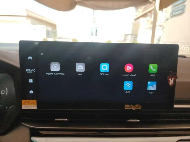 Car image 26