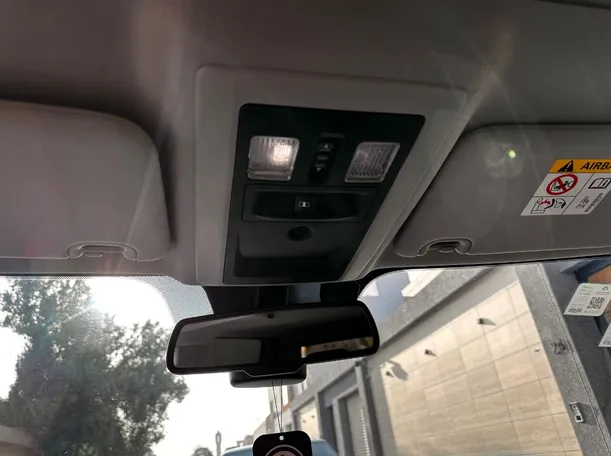 Car image 22