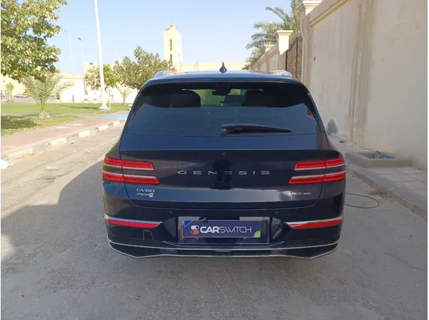 Car image 6