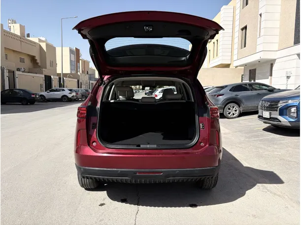 Car image 23