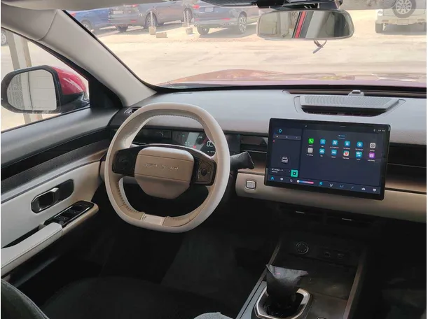 Car image 22