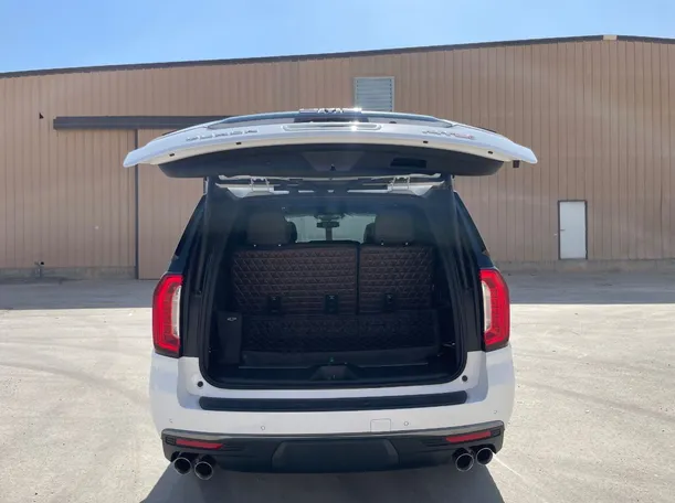 Car image 22