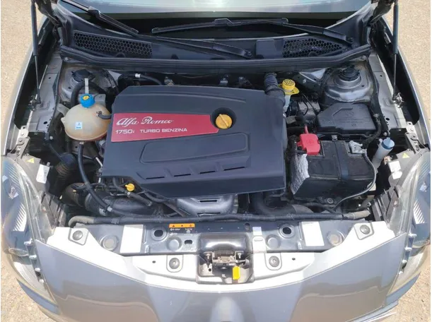 Car image 37
