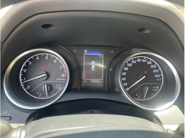 Car image 20