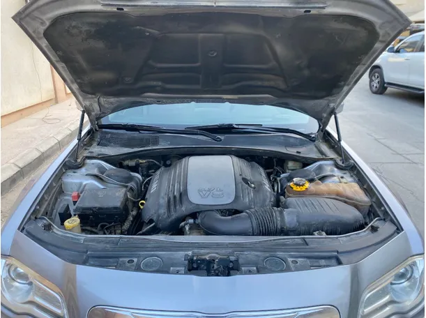 Car image 27